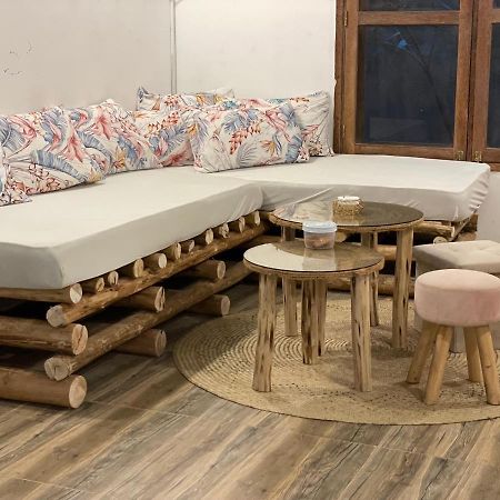 Slovenska Hisa Zanzibar Nungwi Kültér fotó